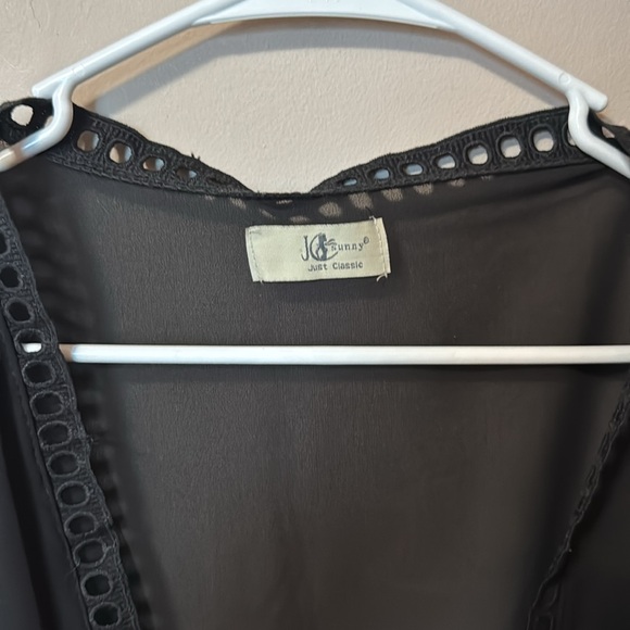 JC Sunny Kimono with lace detail wide sleeves fits like a large - Picture 2 of 5